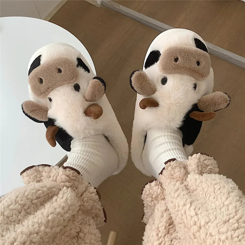 Winter Warm Plush Cow Face Slippers Non-Slip Soft Sole Home Fuzzy Footwear Cute Animal Themed Cozy Slippers Indoor Use Women/Men
