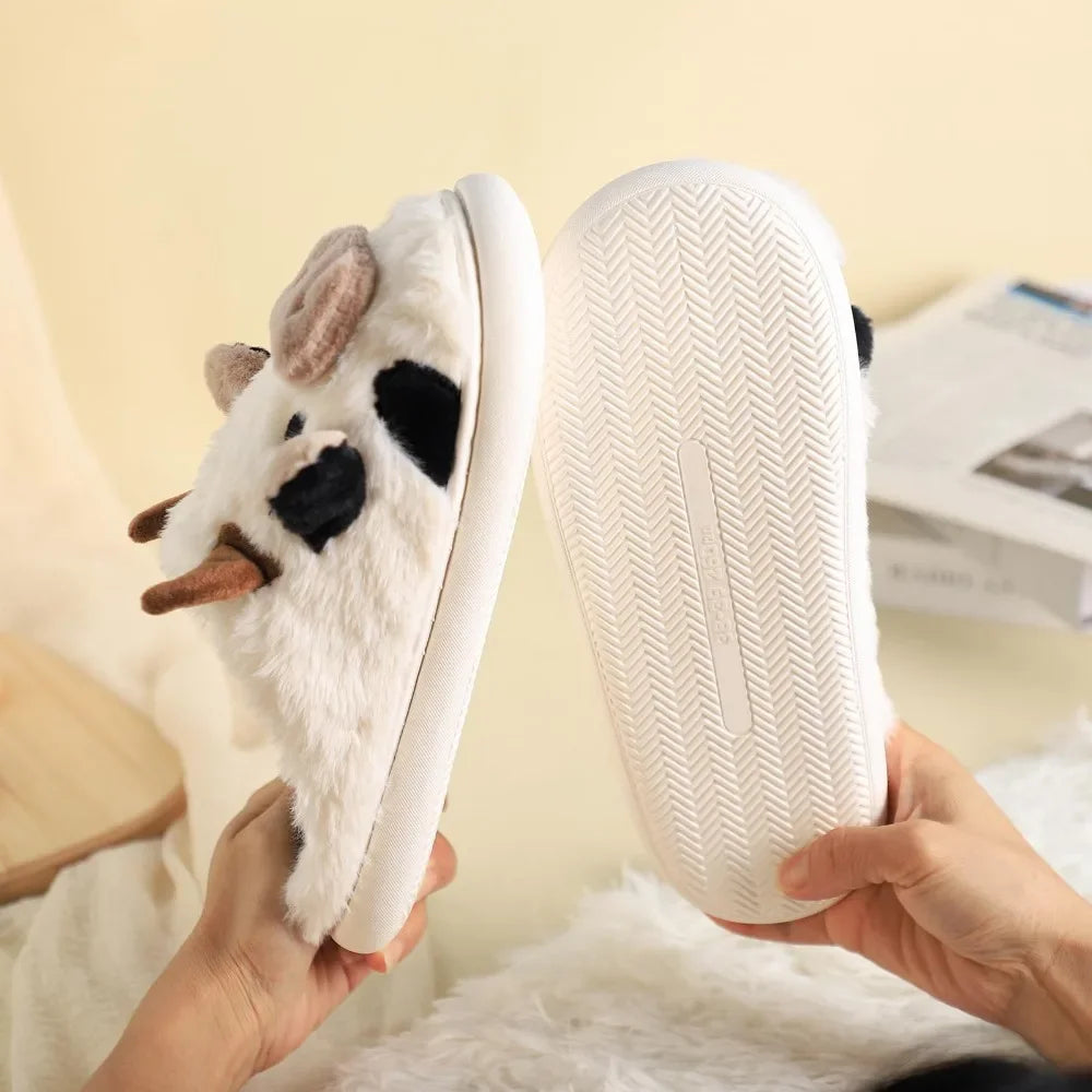 Winter Warm Plush Cow Face Slippers Non-Slip Soft Sole Home Fuzzy Footwear Cute Animal Themed Cozy Slippers Indoor Use Women/Men